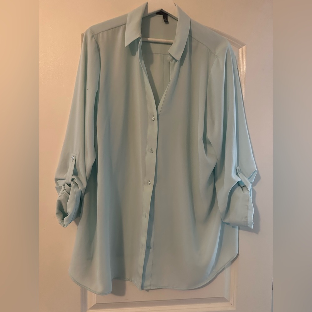 Light blue button down size XL (oc48)